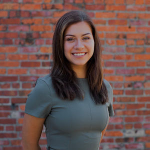 Meet your Posher, Emily